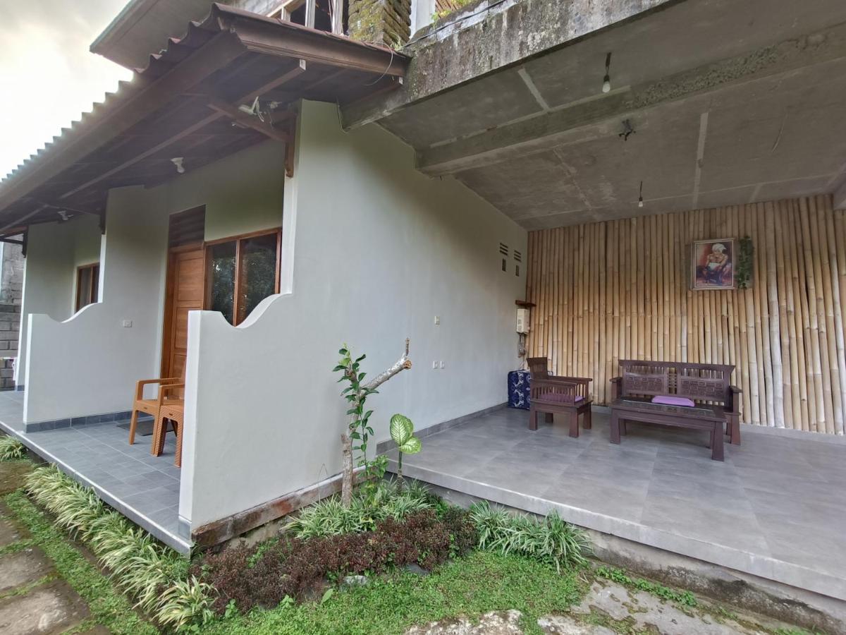Made Oka Budget Room Munduk  Exterior photo
